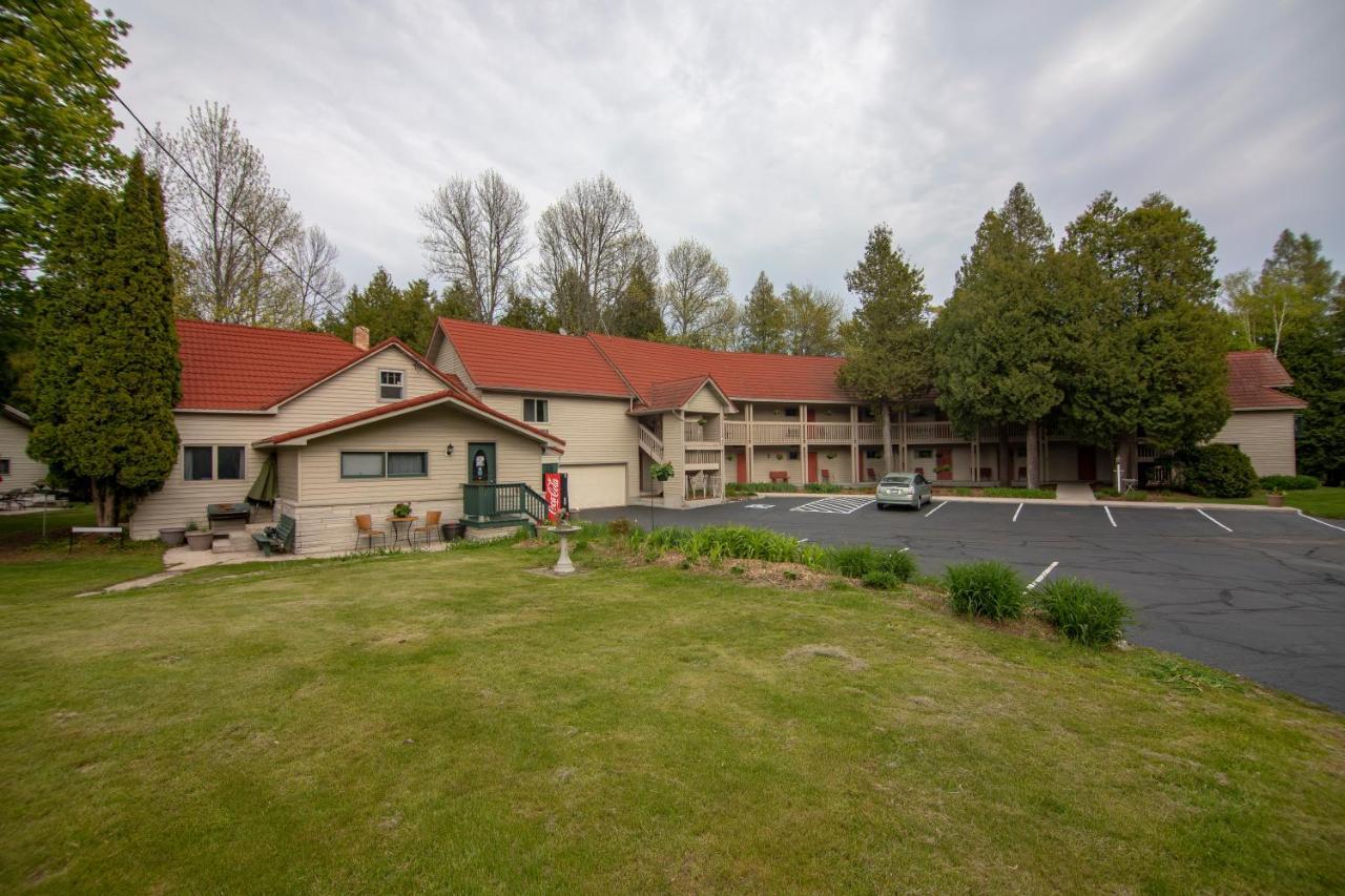 Ridges Inn & Suites 베일리스 하버 외부 사진